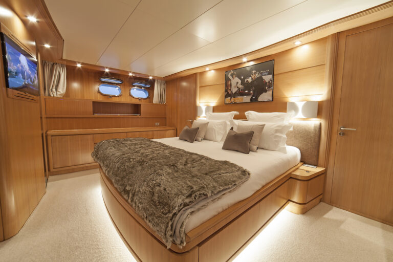 VIP Guest Cabin