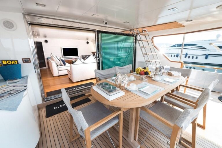 Exterior Dining Area