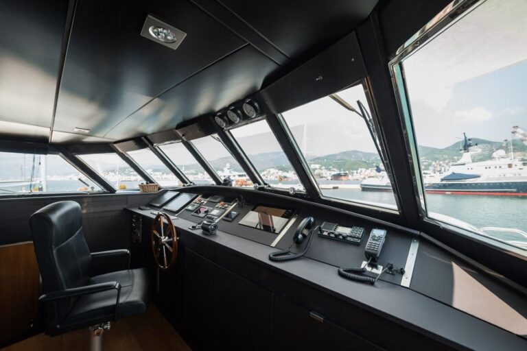 Captains Cabin