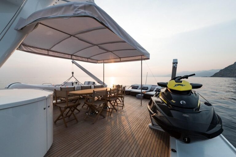 Exterior Relaxation Area