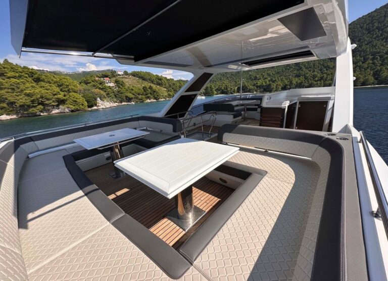 Sun Deck Seating