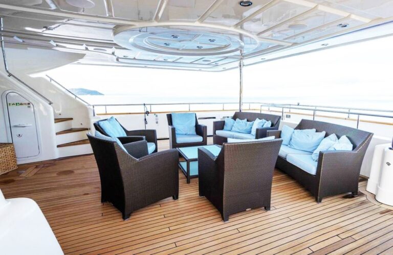 Exterior Relaxation Area