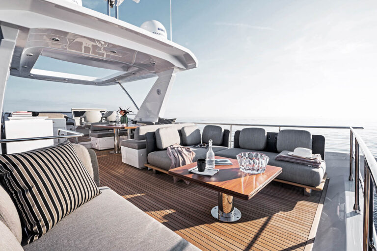 Flybridge