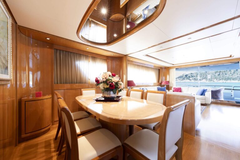 Main Salon Dining