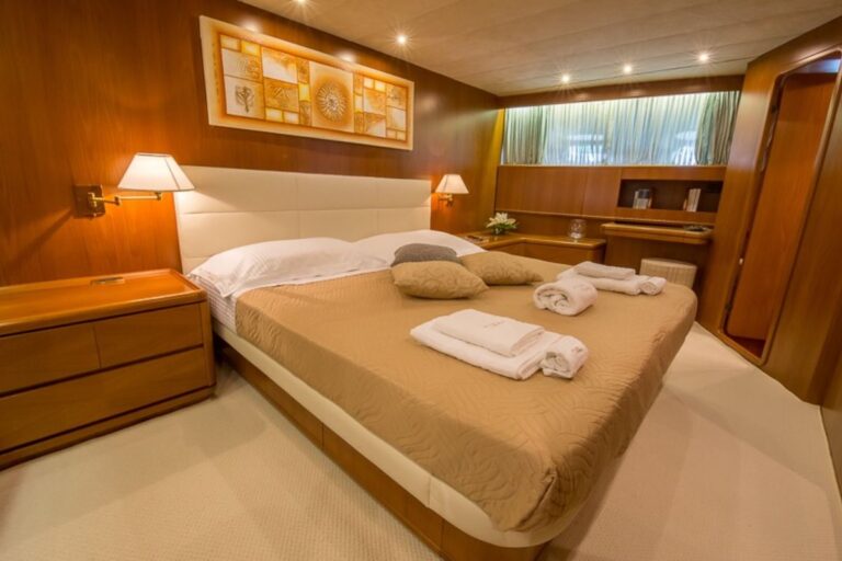 VIP Cabin
