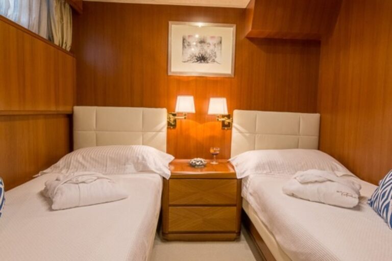 Guest Twin Cabin