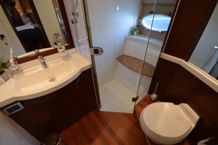 Master Ensuite