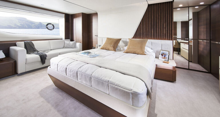 Master Suite (sistership)