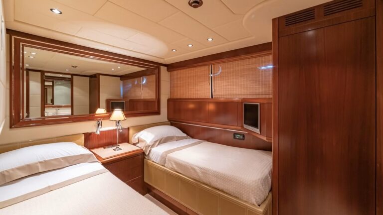 Twin Suite