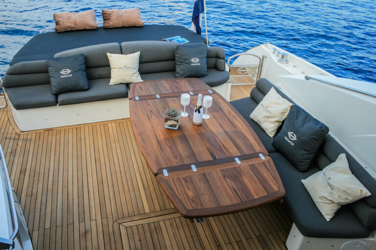Seating Aft