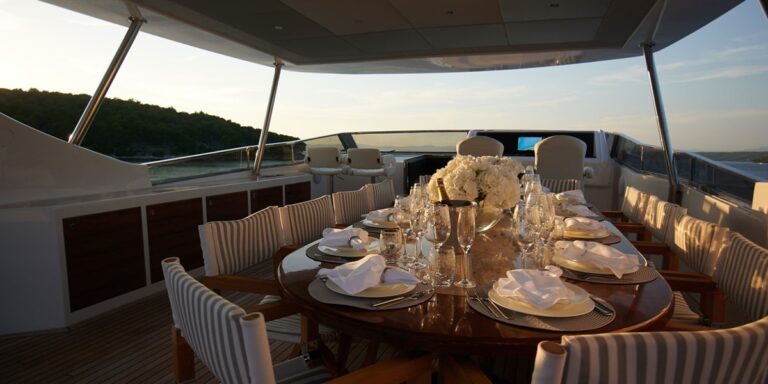 Alfresco Dining