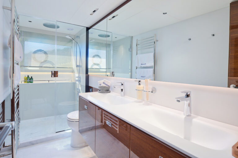 Master Ensuite Bathroom