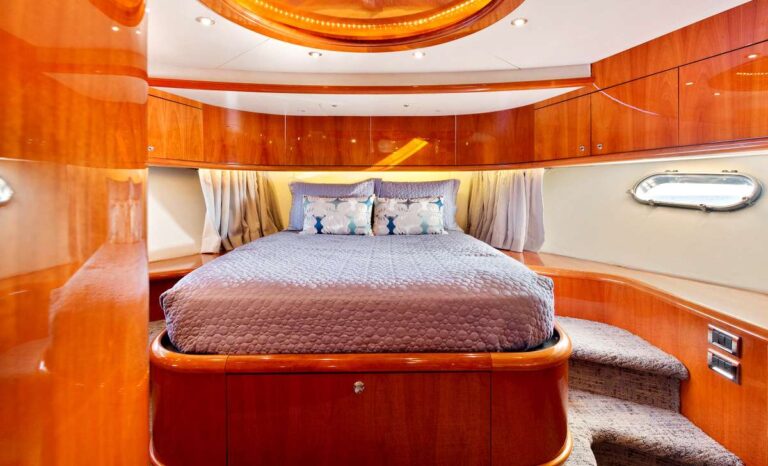 Double Cabin