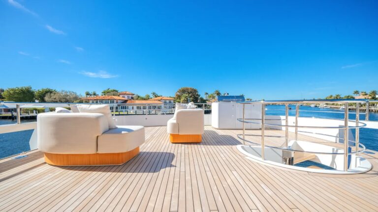 Sun Deck Seating