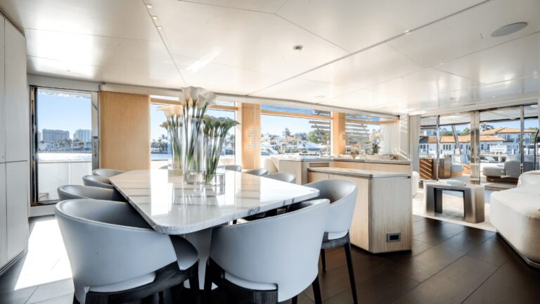 Main Salon Dining