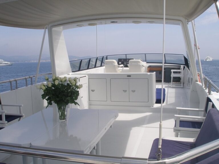 Sundeck