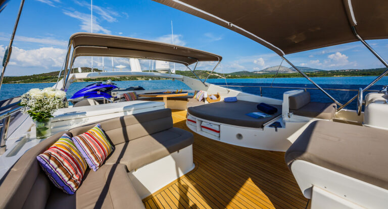 Flybridge Seating