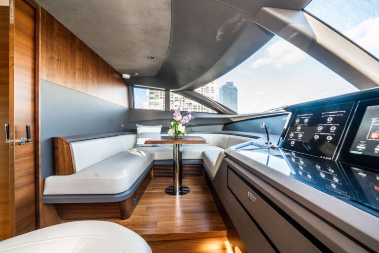 Flybridge