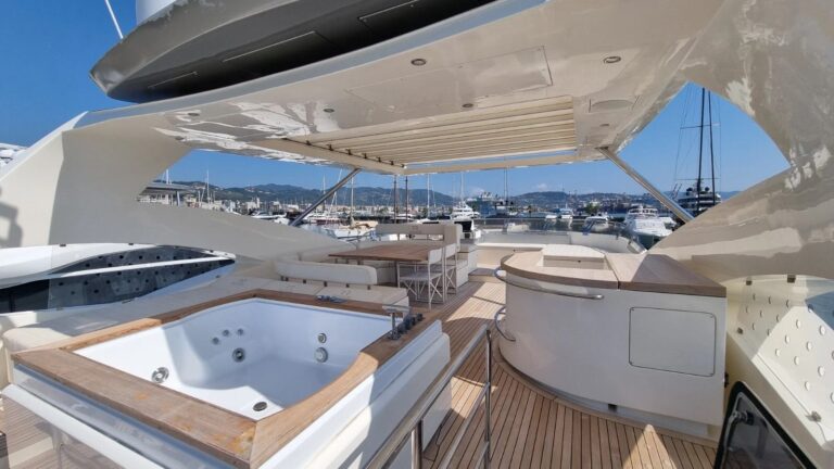 Sun Deck Jacuzzi