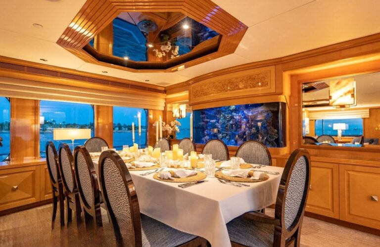 Main Dining