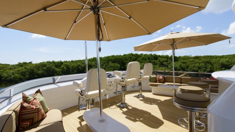 Upper Deck