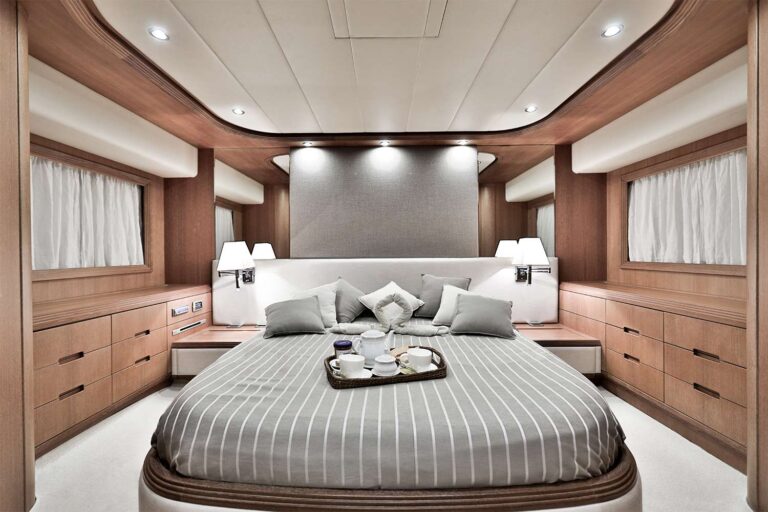 Double Cabin