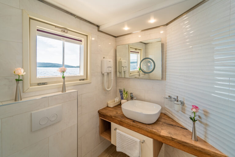 Guest Ensuite