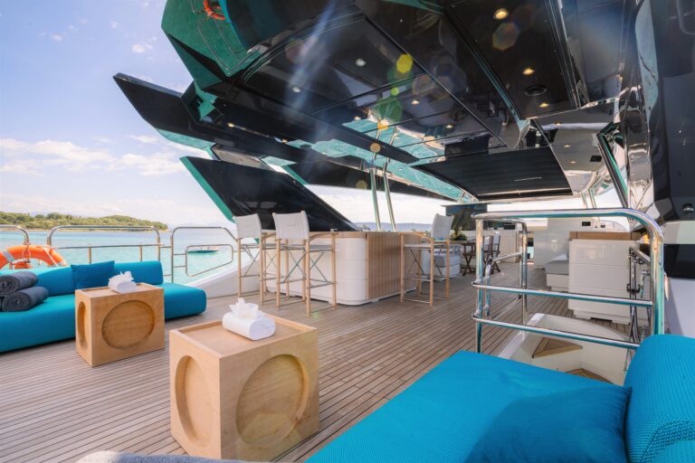 Flybridge view forward