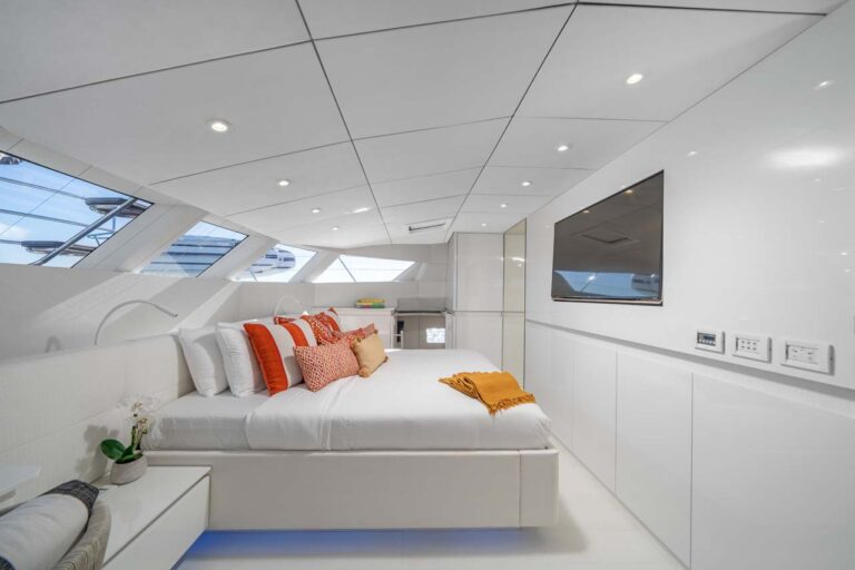 Main Deck Master Suite