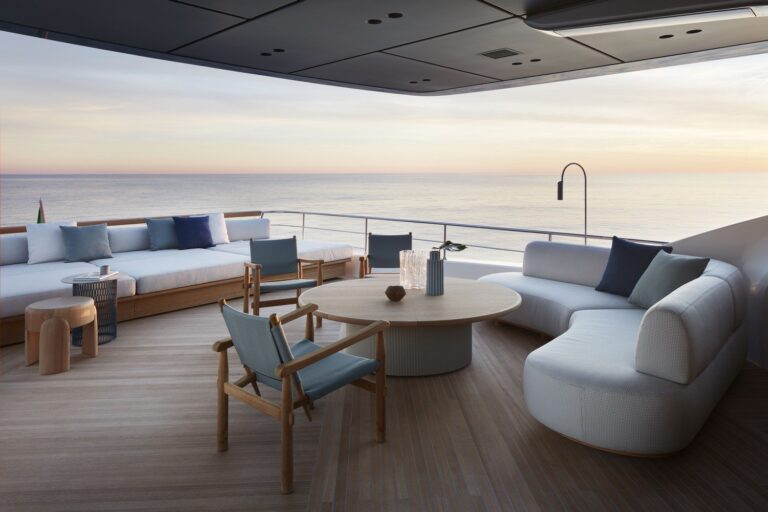 Flybridge