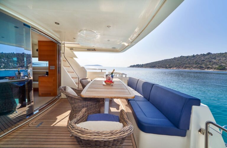 Exterior Dining Area