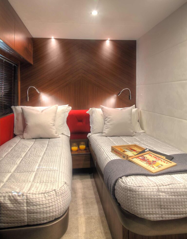 Twin Cabin