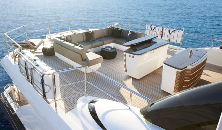 Sun Deck Seating
