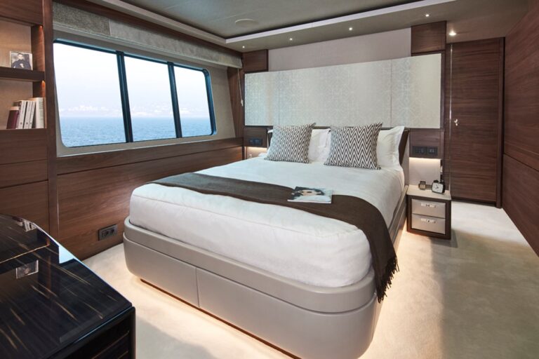 Double Cabin