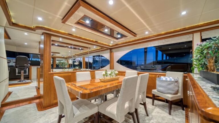 Main Salon Dining