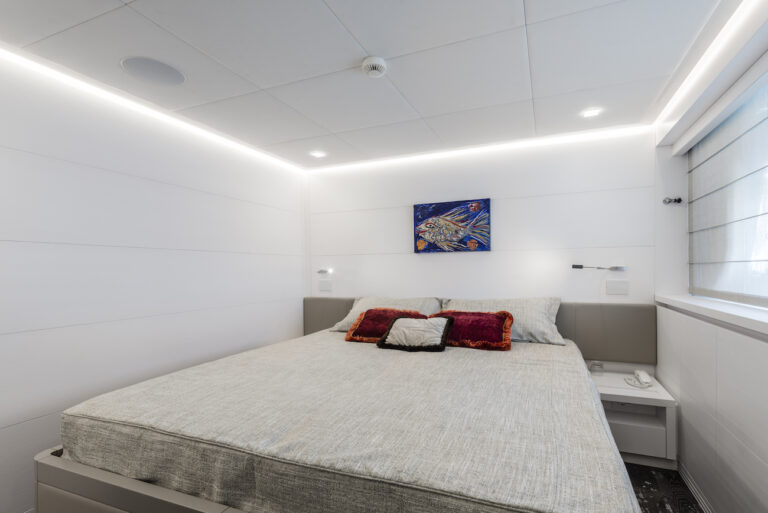 Guest Cabin