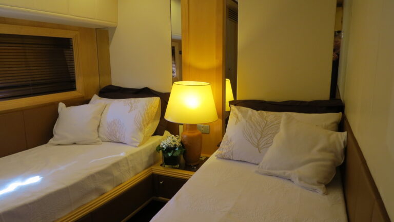 MY SANTA LUCIA FAST - Twin cabin