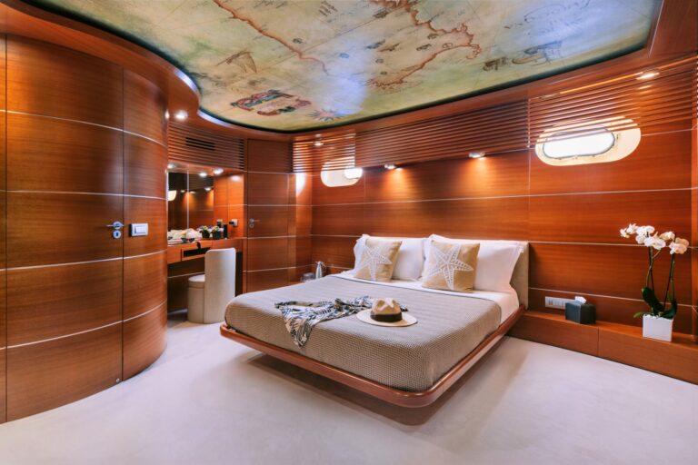VIP Cabin
