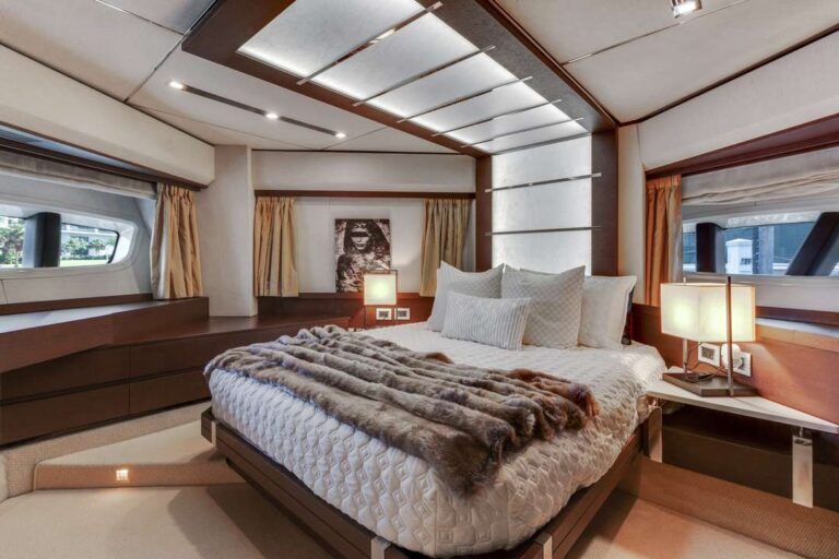 Double Cabin