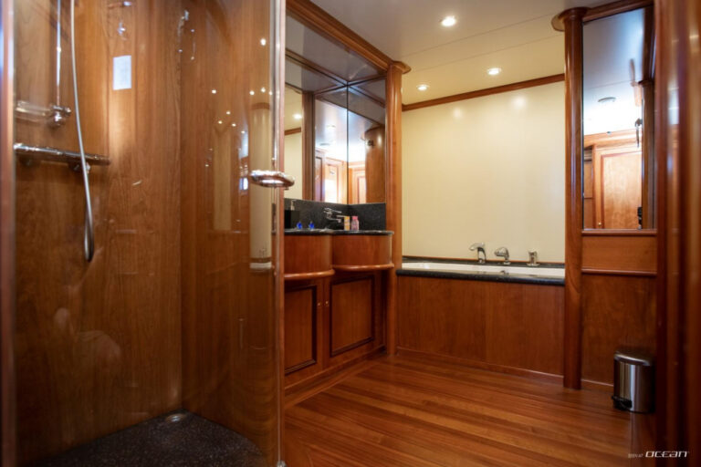 Master ensuite