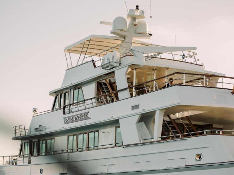 Yacht Detail