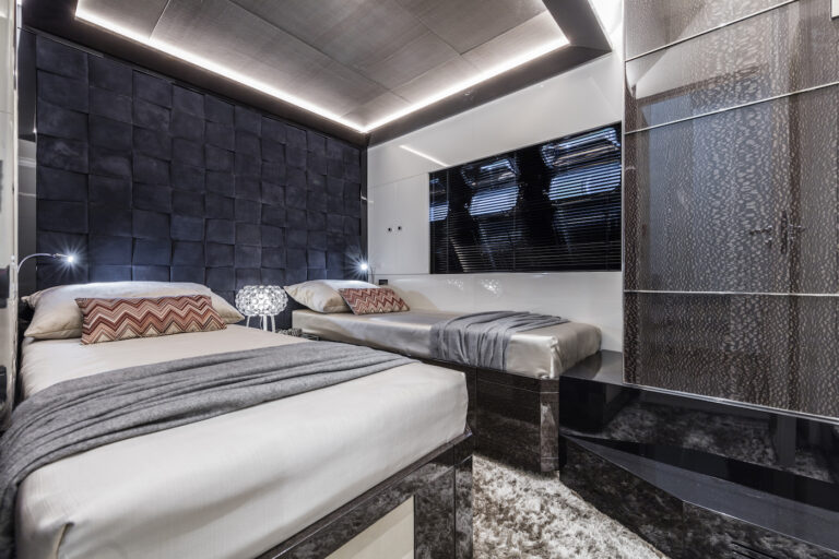 Twin Cabin