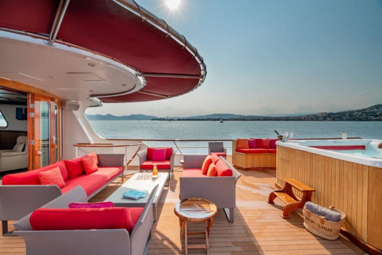 Exterior Relaxation Area