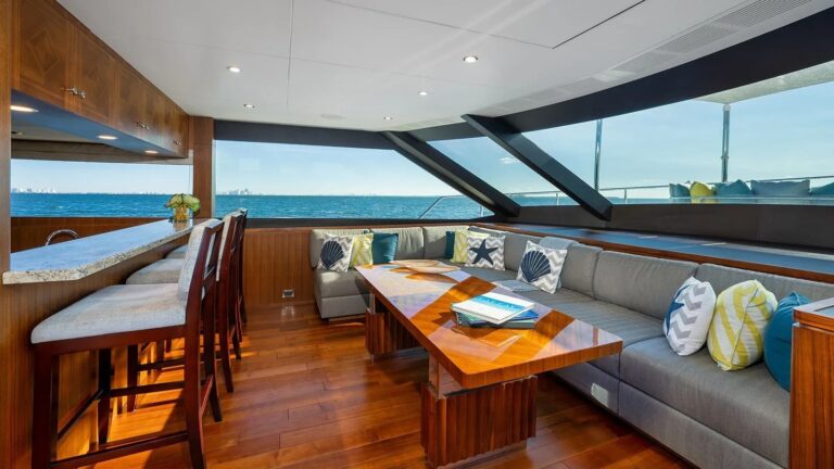 Dine in galley