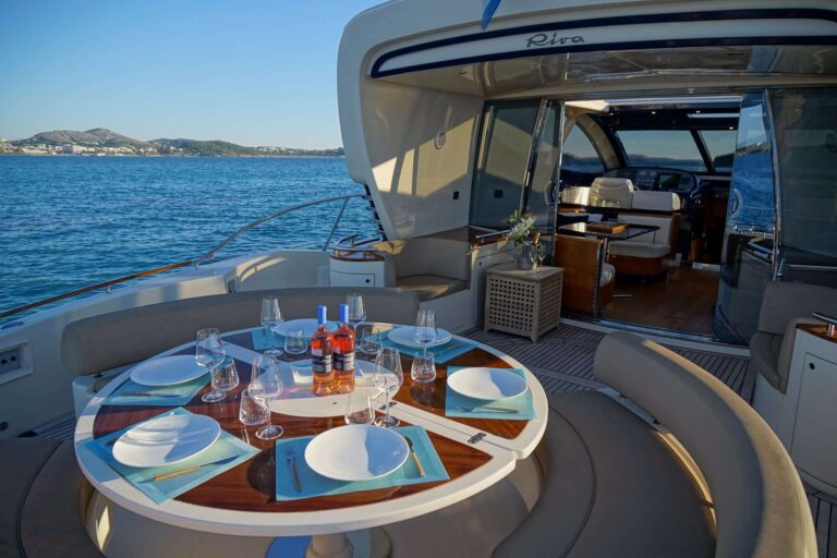 Alfresco Dining