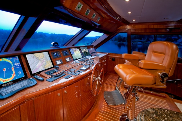MY SEA VENTURE - Bridge
