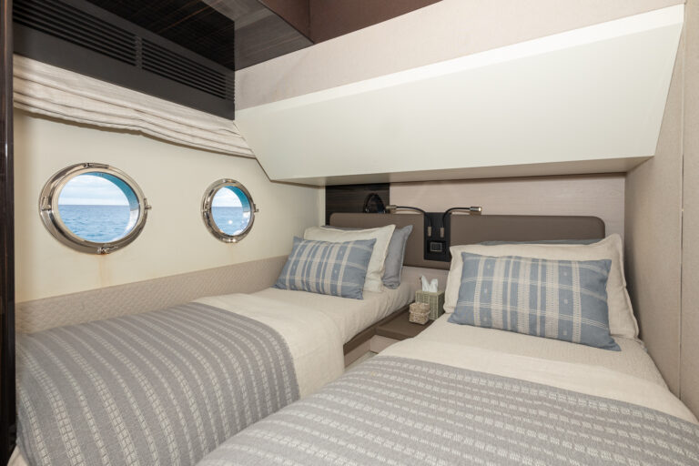 Twin Suite