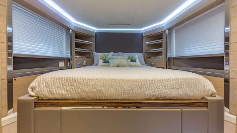 Double Cabin