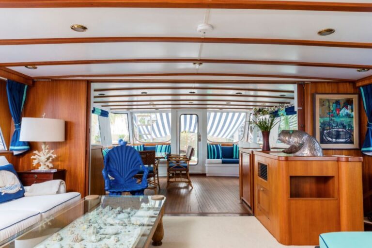 MY SEAFARI - Salon