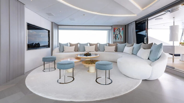 Sky Lounge